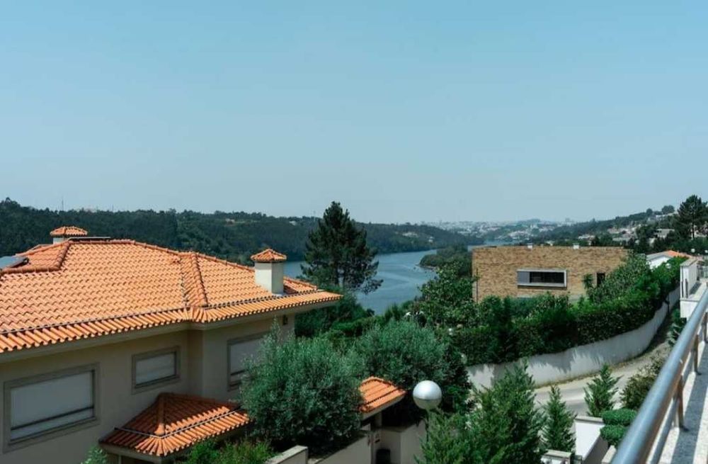 Moradia de Luxo com vista Rio