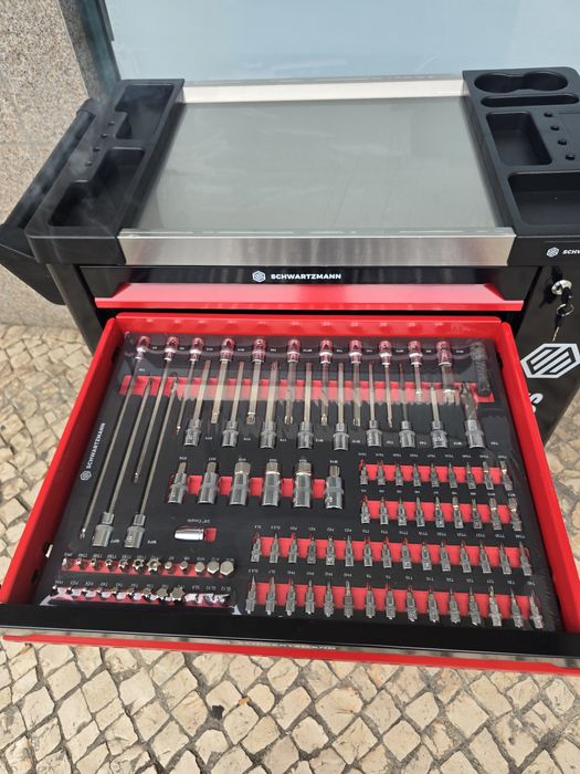 Carrinho de ferramentas 7 gavetas 6 completas  novo