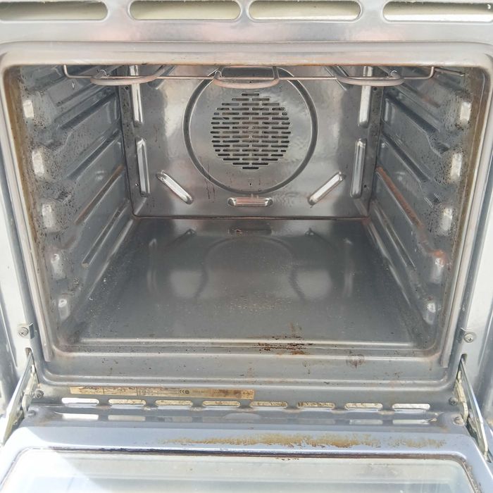 Forno Candy eléctrico a funcionar