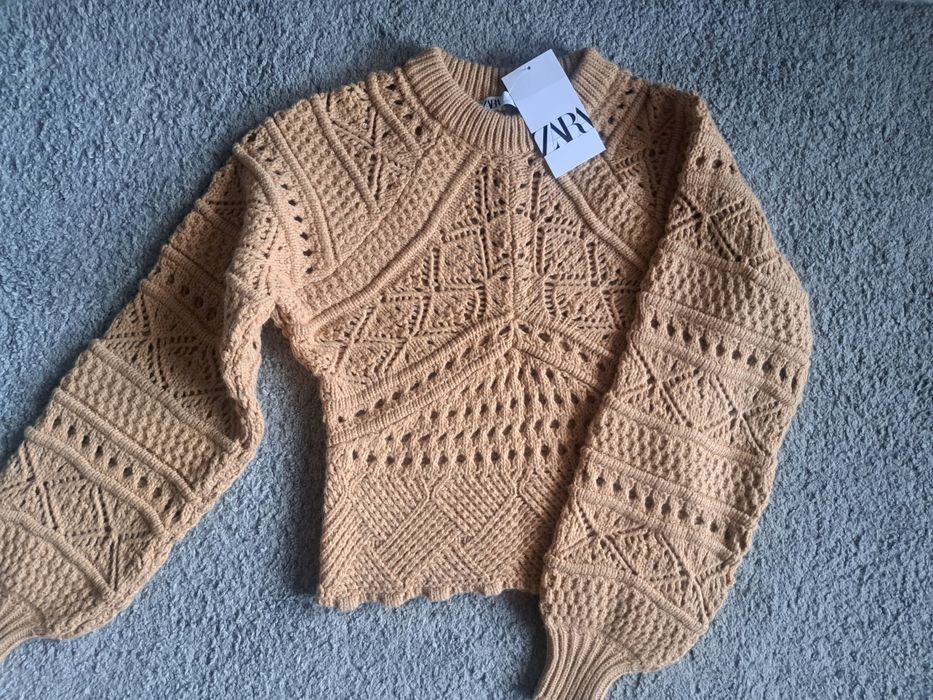 Sweter z ażurowej dzianiny Zara