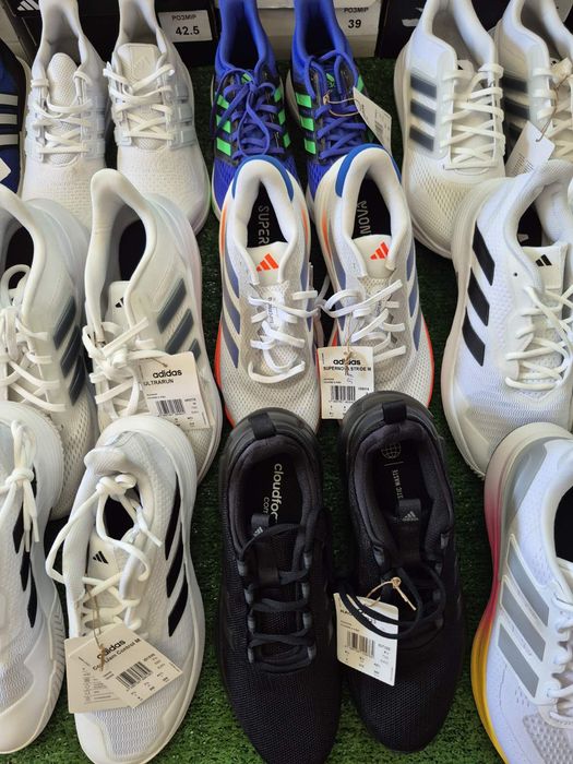 Оригінальне взуття оптом(ADIDAS)40-47