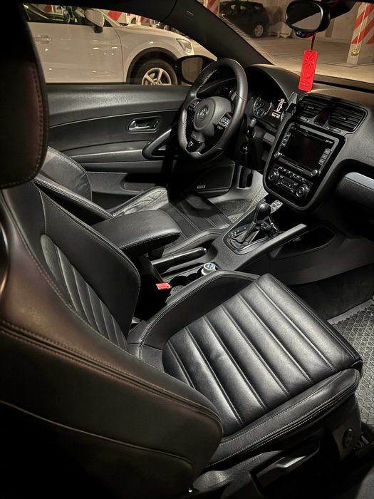 Volkswagen Scirocco R 2.0