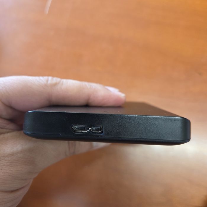 Disco Externo Toshiba Canvio Basics 1TB – Novo