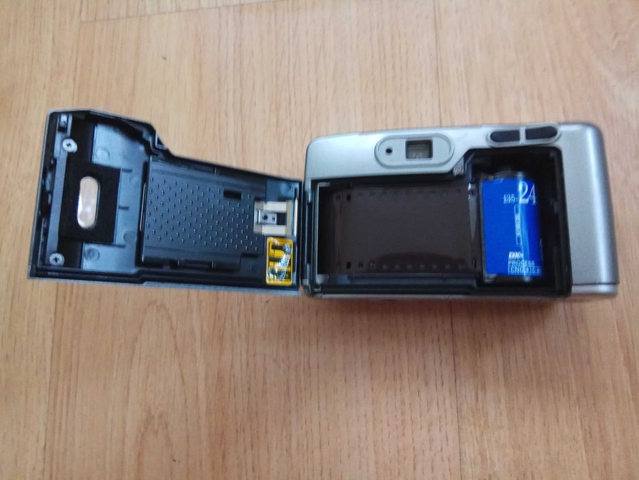 Якісний плівковий фотоаппарат Samsung Fino 800 ( Zoom)  справний