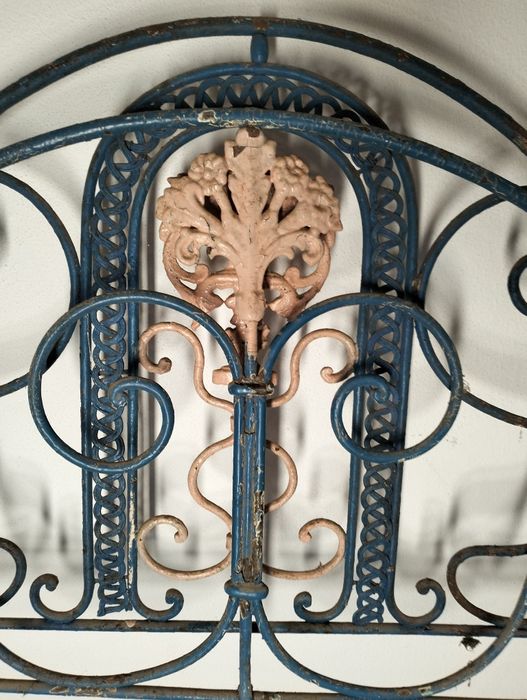 Conjunto Camas Antigas em Ferro