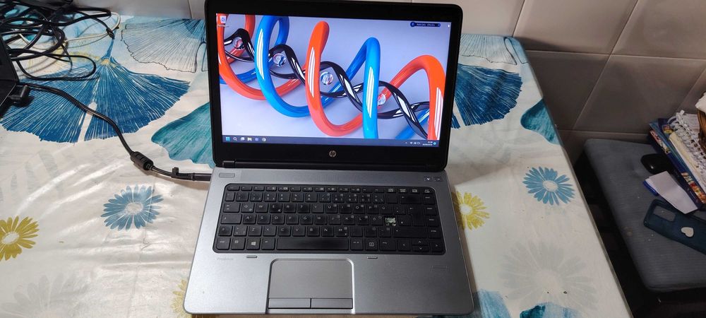 Portátil HP MT41  Proc AMD A45150 APU wit Radeon HD Graphics 2.70GZ