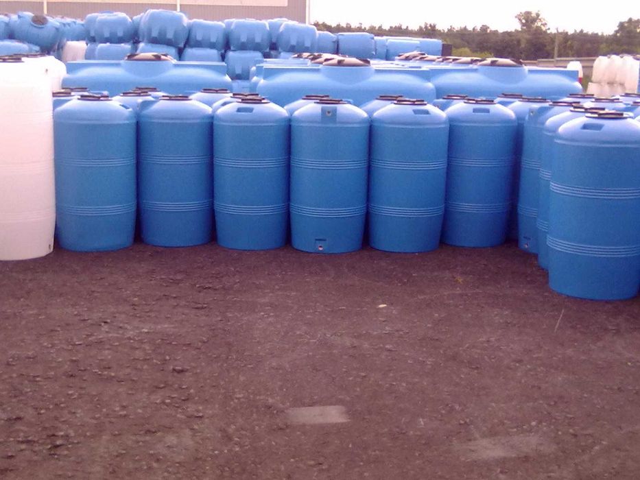 Емкость бак бочка каністра бідон під воду піщева добриво КАС солярка