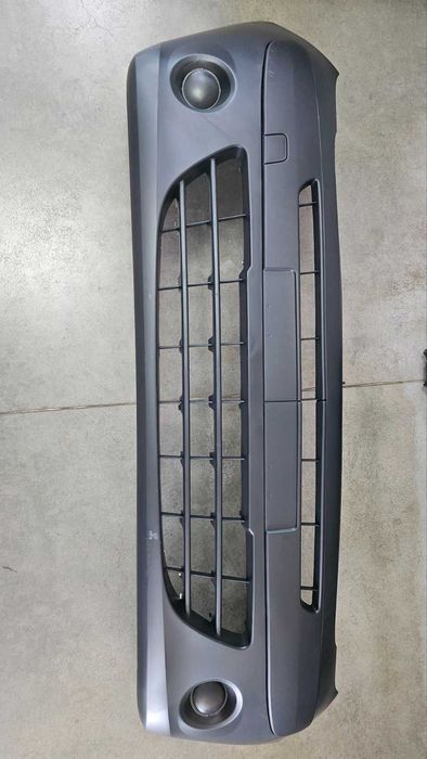 Бампер передний на Renault Kangoo Рено Кенго  с 2008 -13