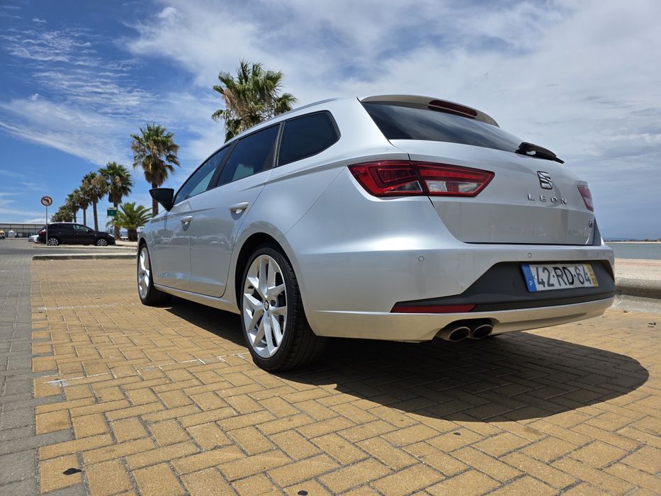 SEAT Leon ST — fotografia 7