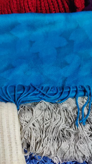 Echarpes estado impecável