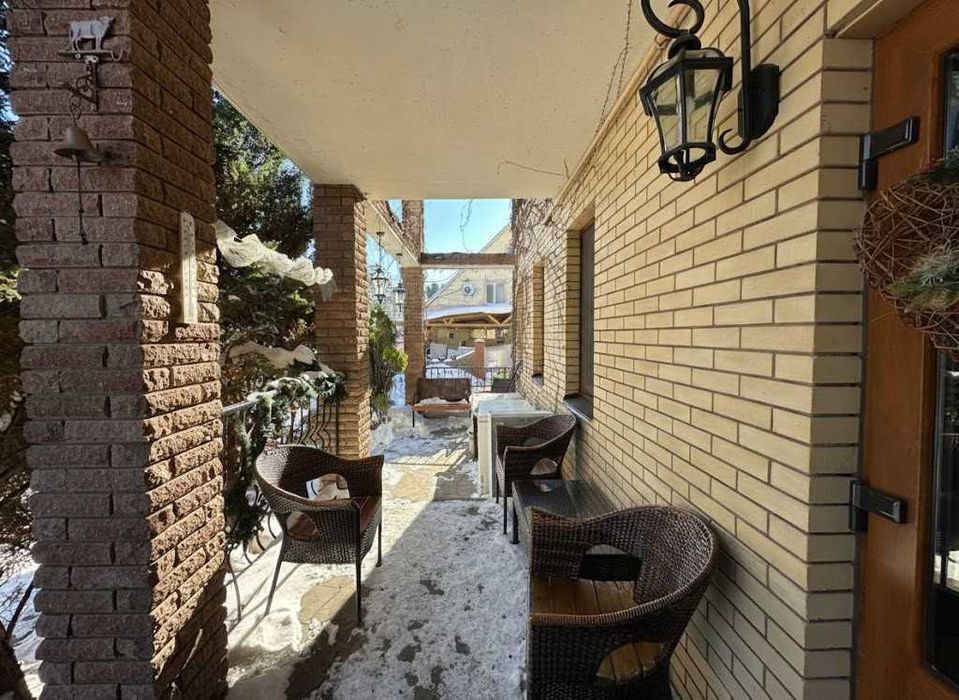 Продаж діючого готелю 900м². Ресторан. Б'юті-послуги. Центр.ID:721