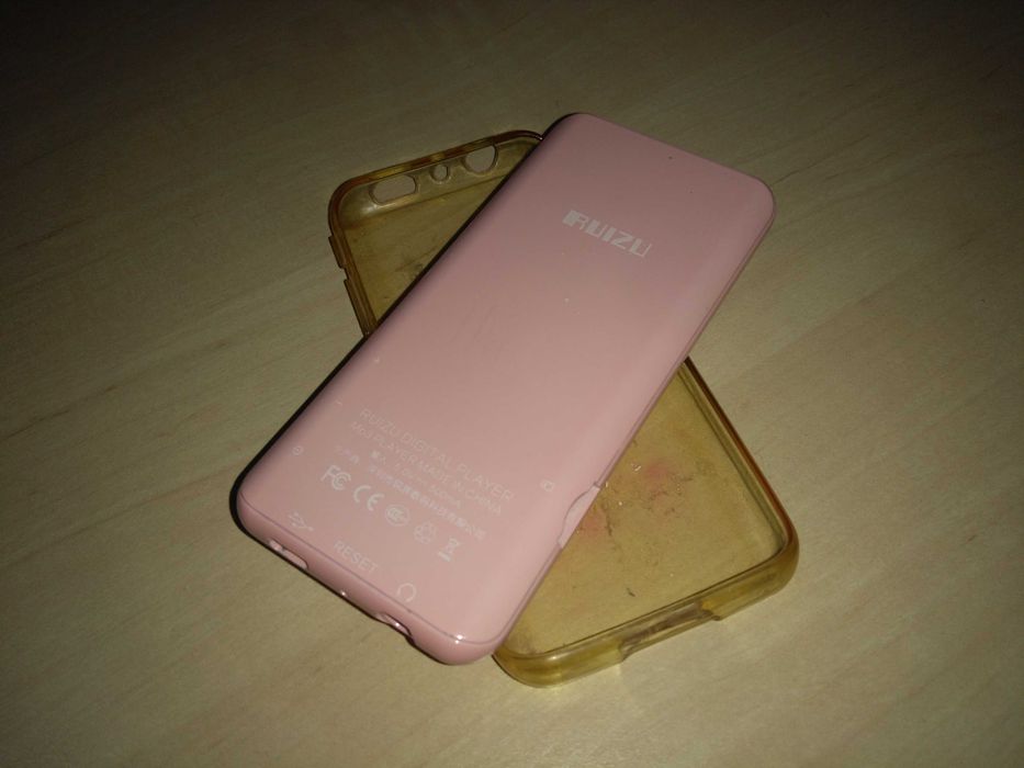 MP3 медіаплеєр Ruizu D25 (8Гб + карта 32Гб) з Bluetooth і динаміком