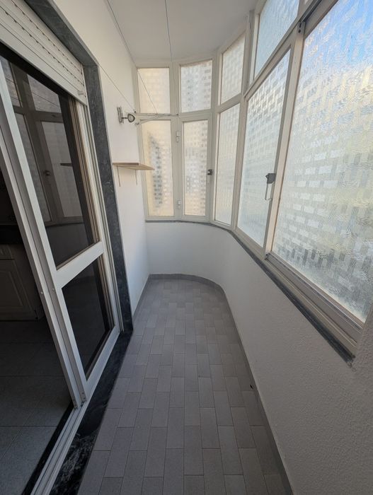 Barcarena - Arrenda-se apartamento T3