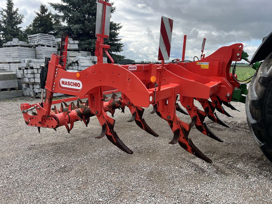 Maschio gaspardo artiglio 500/11 pług dłutowy głębosz jak nowy 5metrow