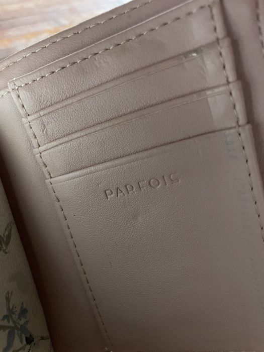 Porta moedas Parfois com multi-areas internas