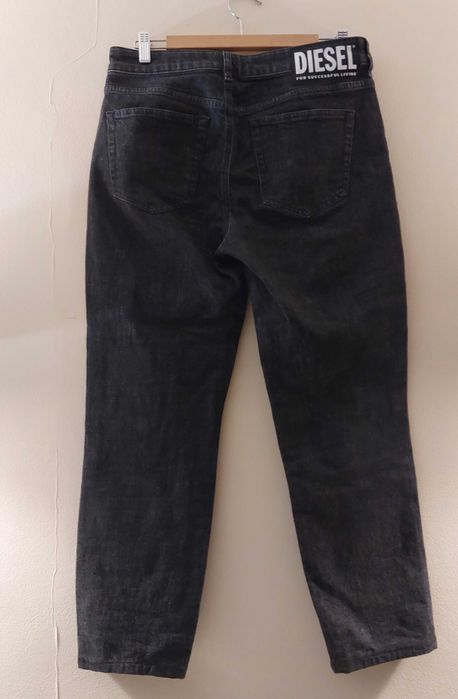 jeansy boyfriend Diesel z ćwiekami