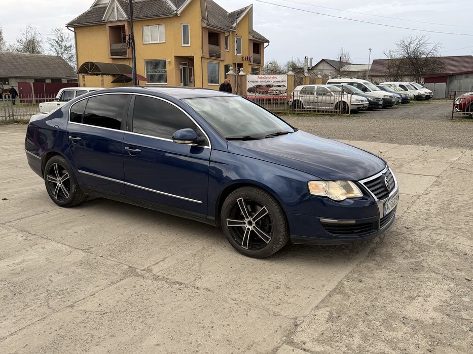 Volkswagen Passat [ Comfortline ]