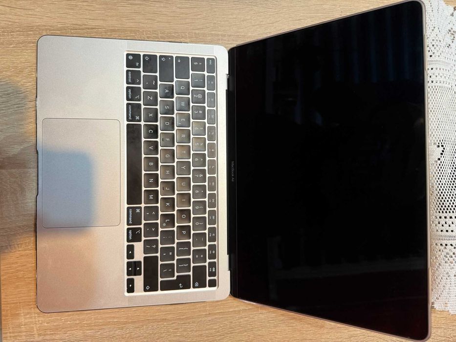 Apple MacBook Air 13
