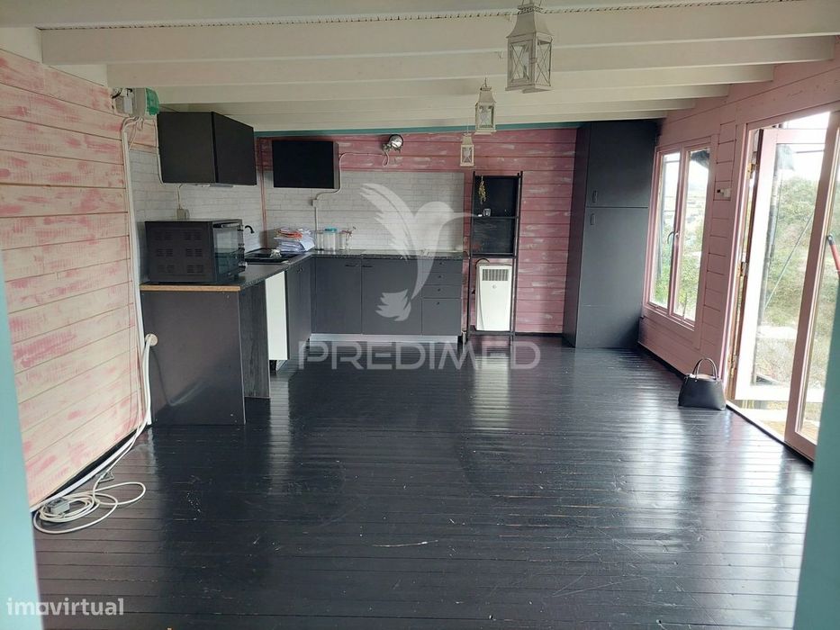 Terreno Urbano com benfeitorias