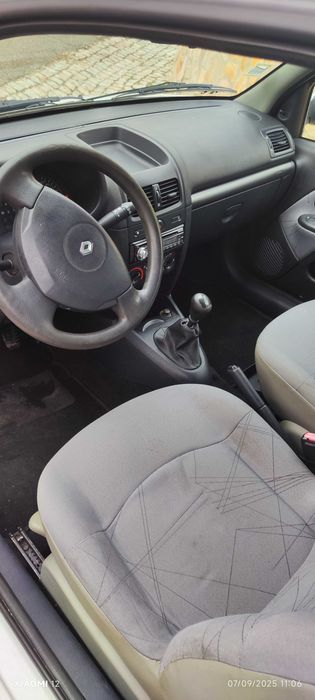 Clio 1.5 comercial