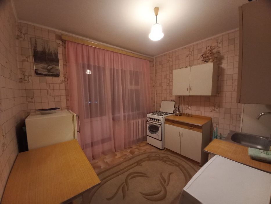 Ретро квартира за помірну ціну в колоритному районі  Борщагівка.