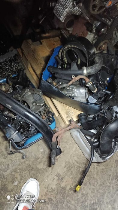 SILNIK Citroen c5x 3.0 HDI  V6  Czesci