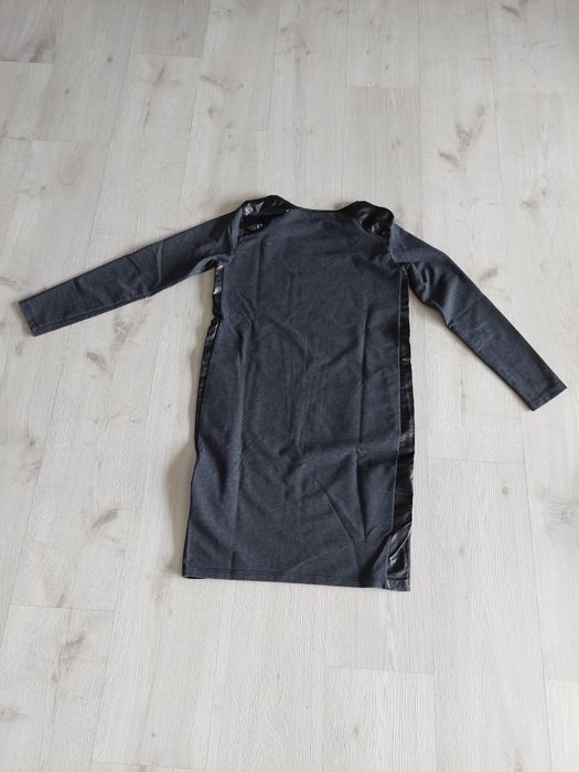 Sukienka z długim rękawem f. Fasardi r. S