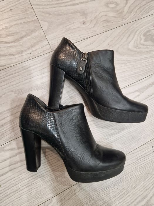 Botki skórzane rozm. 38 Maciejka plus miod