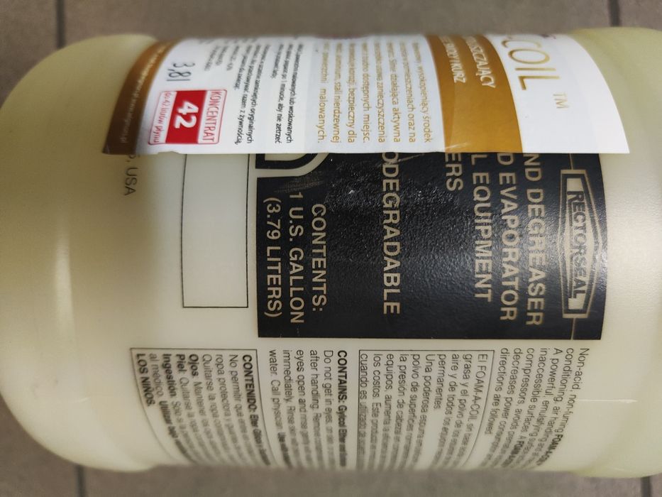 Preparat do czyszczenia parowników i skraplaczy. Usuwa tłuszcze 1 Litr