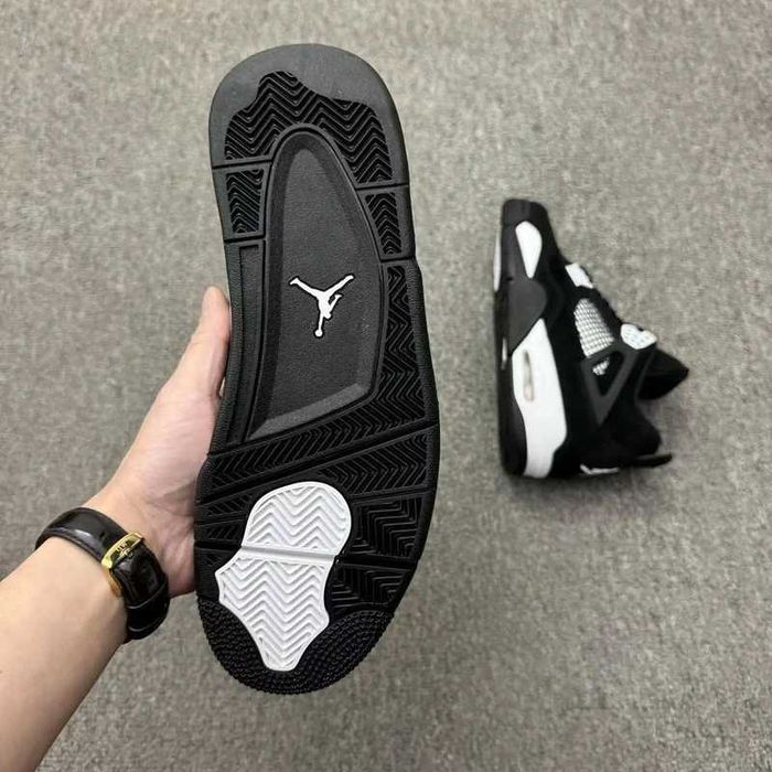 Jordan 4 Retro White Thunder R.38
