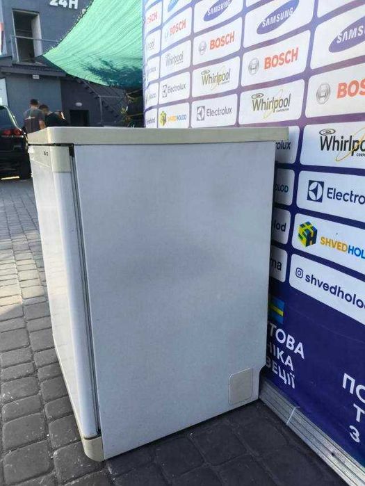 Морозильна камера б/в Bosch 115л під стільницю з Європи #08360