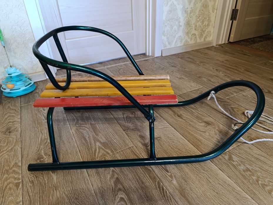 Санки  детские, б/у.