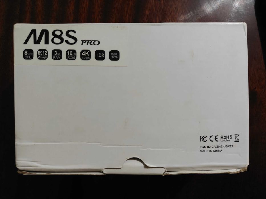 MECOOL M8S PRO  8 core ddr4 3GB/16GB