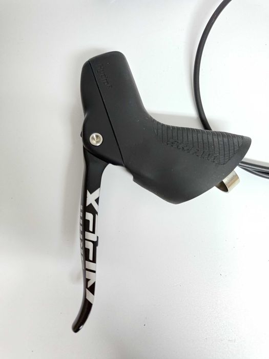 Przedni hamulec Sram Apex 1s FV23%, nowy (368)