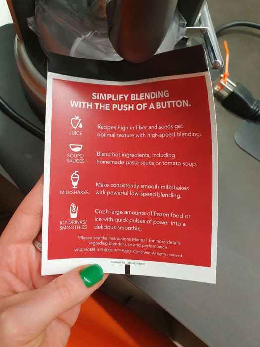 Продам Kitchenaid magnetic drive blender