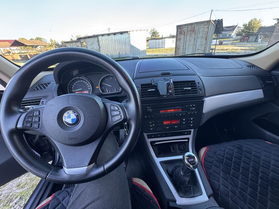 BMW X3 E83     2.0d    Повний привід xDrive