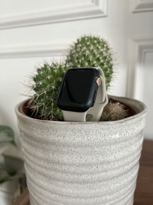 Iwatch se 40 mm, uszkodzona szybka