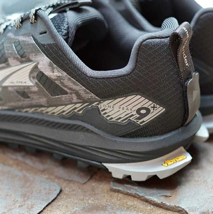 Кросівки and Wander x Altra LONE PEAK 9+ оригінал