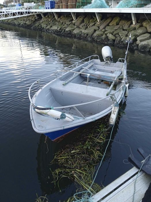 Barco em ótimo estado