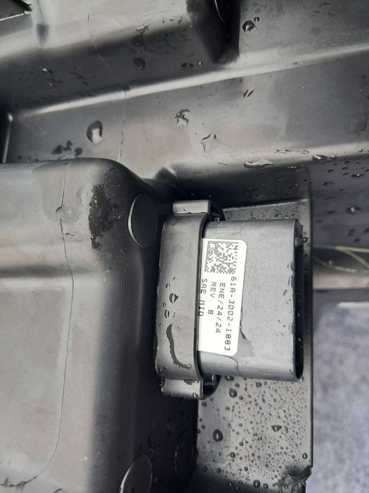 Lampy Ford Edge 2019-2024 polift