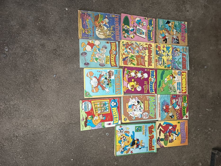 Livros de banda desenhada usados