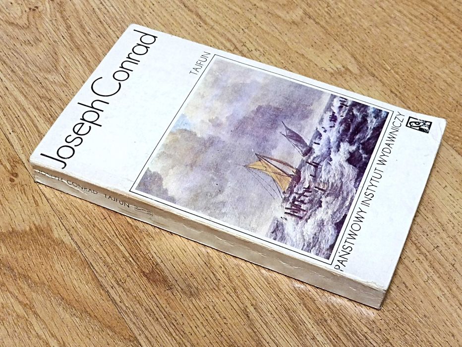 Tajfun Joseph Conrad
