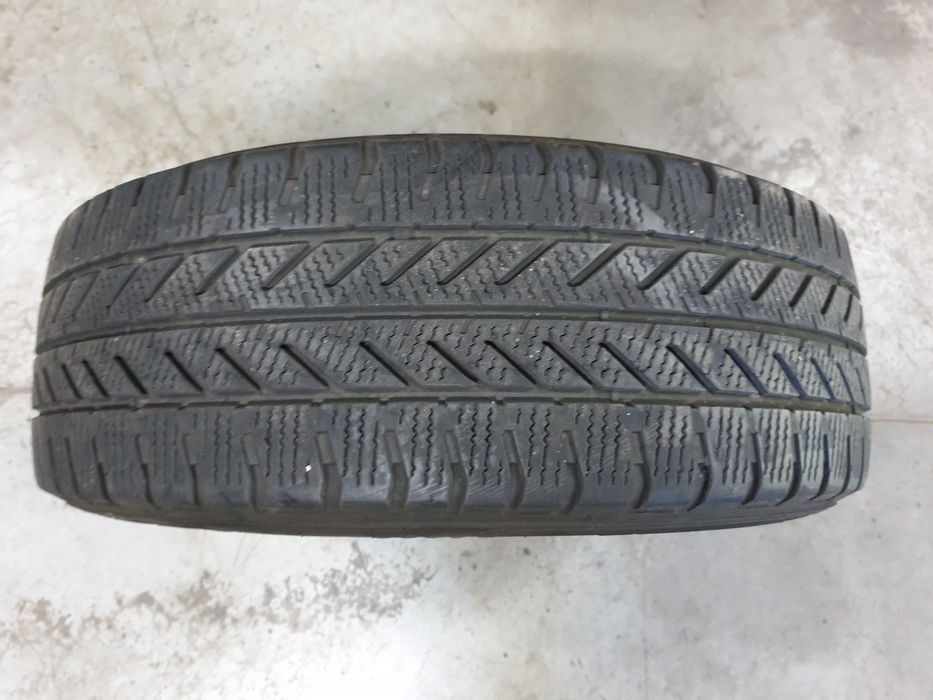 1szt. 205/65/16C 107/105T Fulda Conveo Trac 3 5,5mm 2021r [ 11821 ]