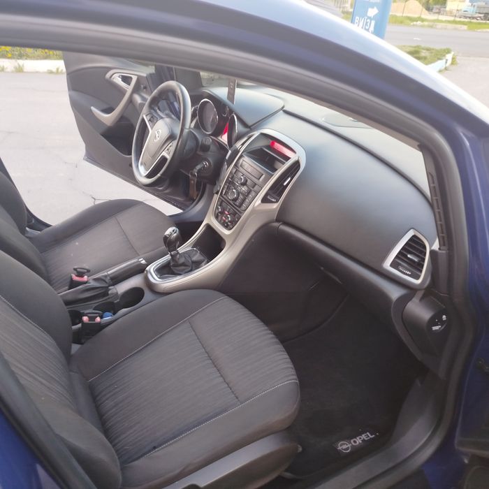 Опель Астра 1,7 tdi. 2011р
