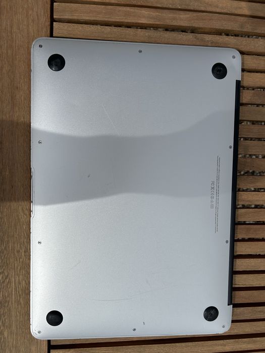 Apple- Computador Portátil