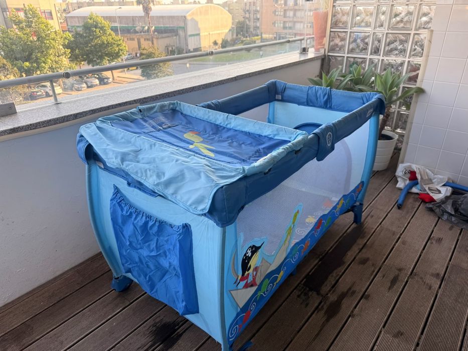 Vendo cama de viagem