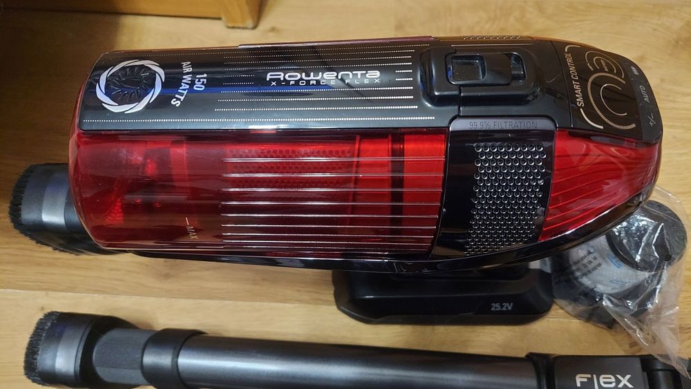 Odkurzacz bezprzewodowy Roventa X-Force Flex, opis.