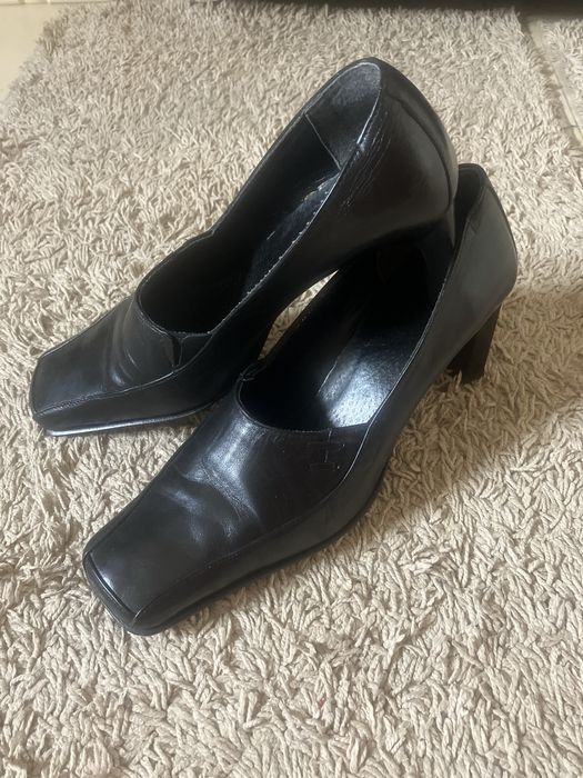 Buty damskie na obcasie