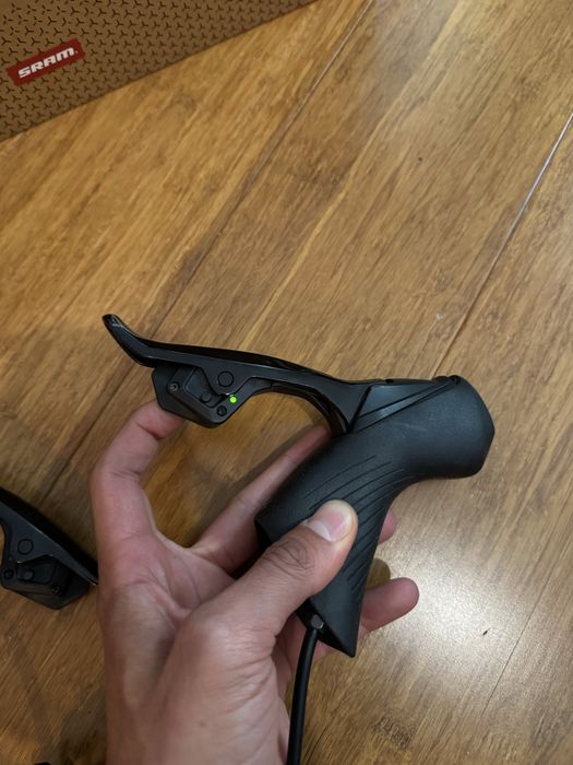 Klamkomanetki sram rival axs