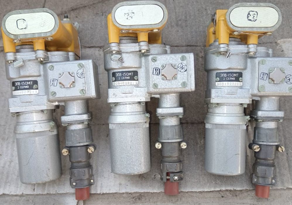 435ф, 463б, 888,889,эцн14бм,